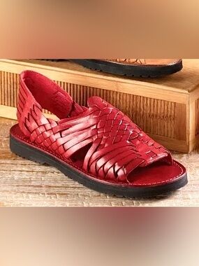 NWOT women’s Brand X red huaraches 9.5